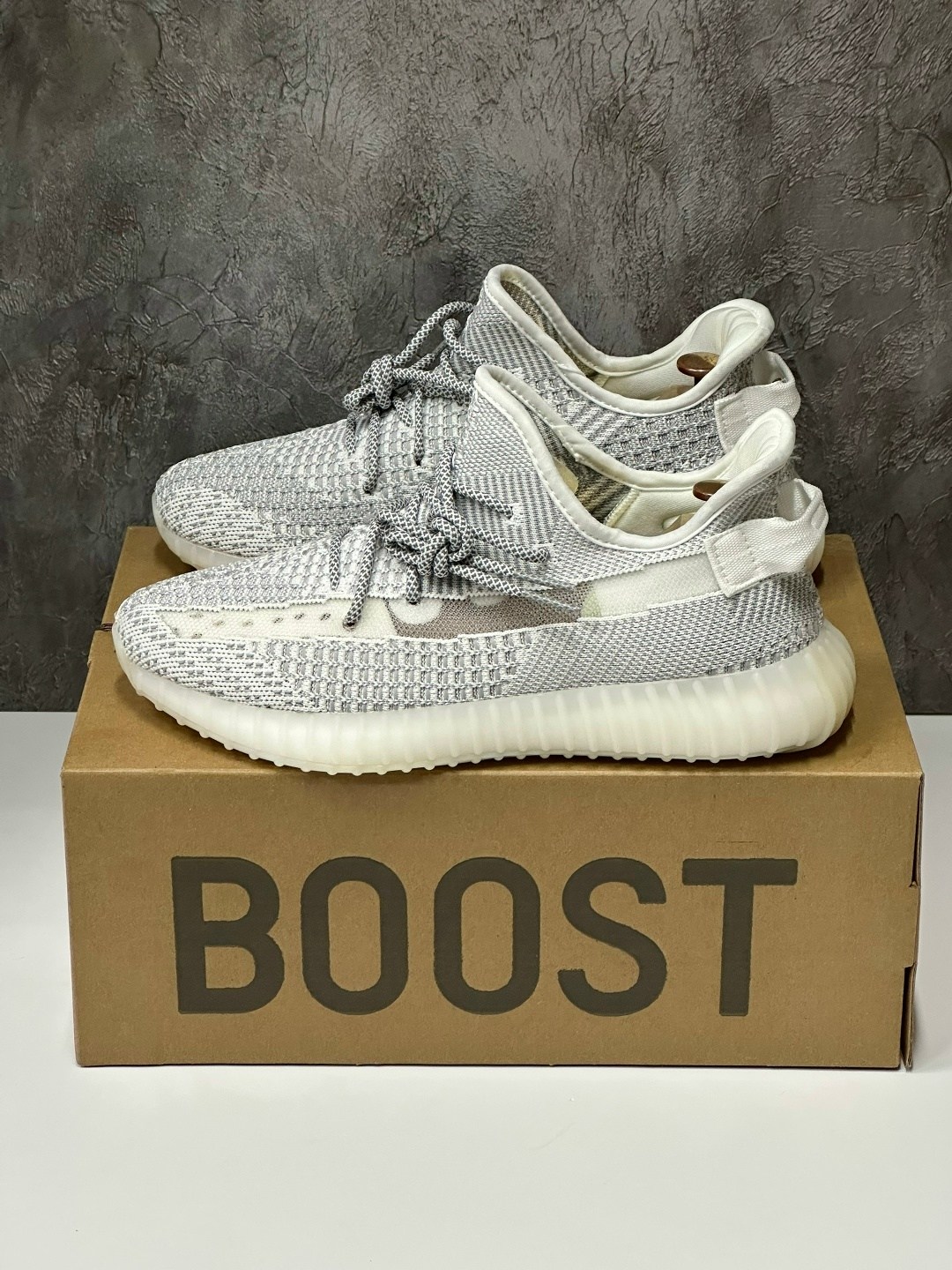 adidas yeezy boost 350 v2 cloud white reflective,adidas yeezy boost 350 v 2,adidas yeezy boost 350 v2 cloud white,adidas yeezy boost 350,adidas yeezy boost