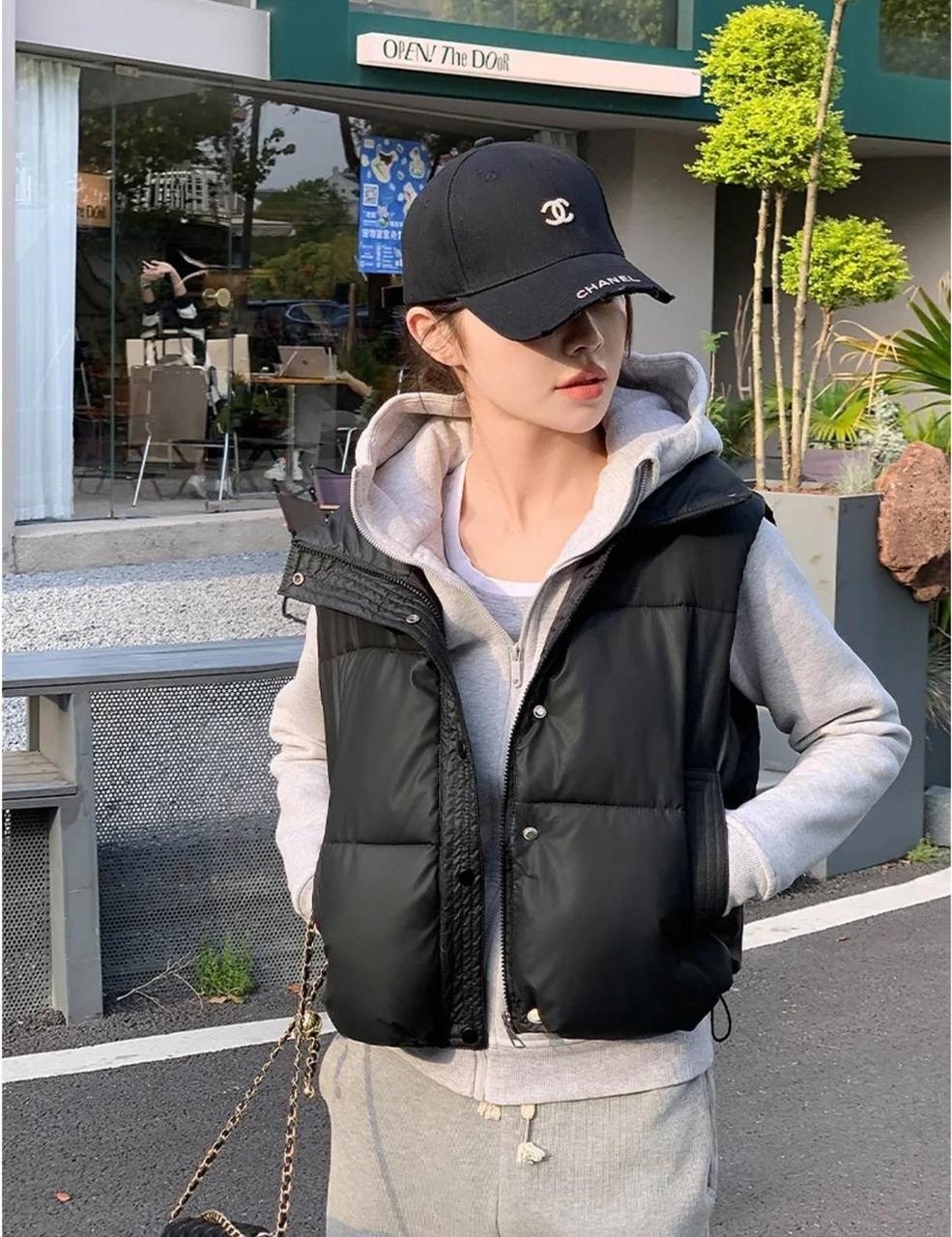 жилетка теплая,жилетка демисезонная,теплый жилет,пуховой жилет,жилет повседневный