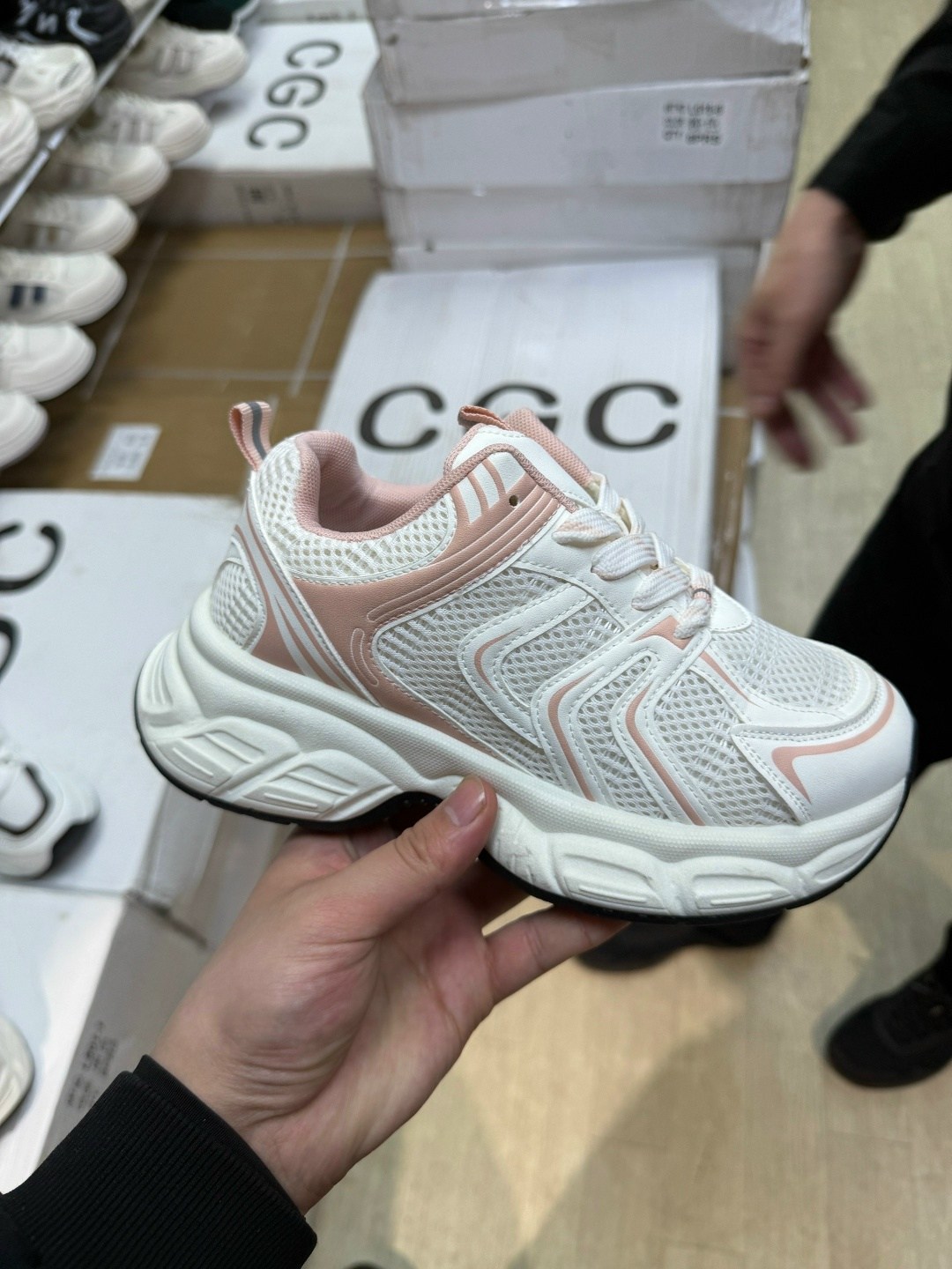 кроссовки женскиe,кроссовки,массивные кроссовки женские,массивные кроссовки,повседневные кроссовки