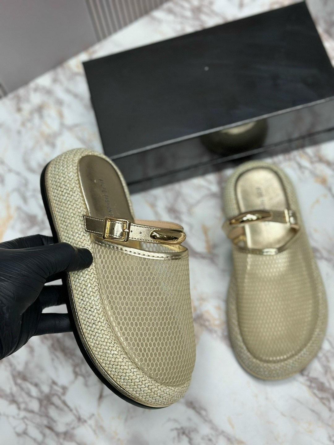 ,женские шлепанцы,тапочки модные,босоножки шанель,сандалии женские