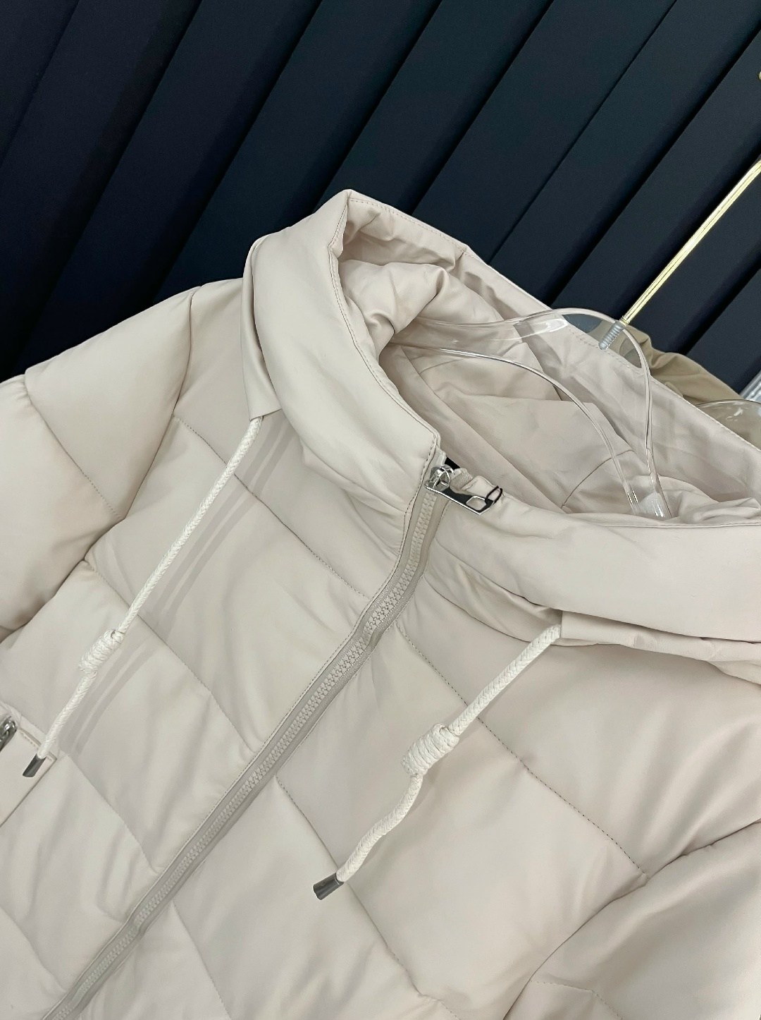 модные пуховики,женская модная куртка-пуховик,куртка,женская куртка,зимняя куртка женская