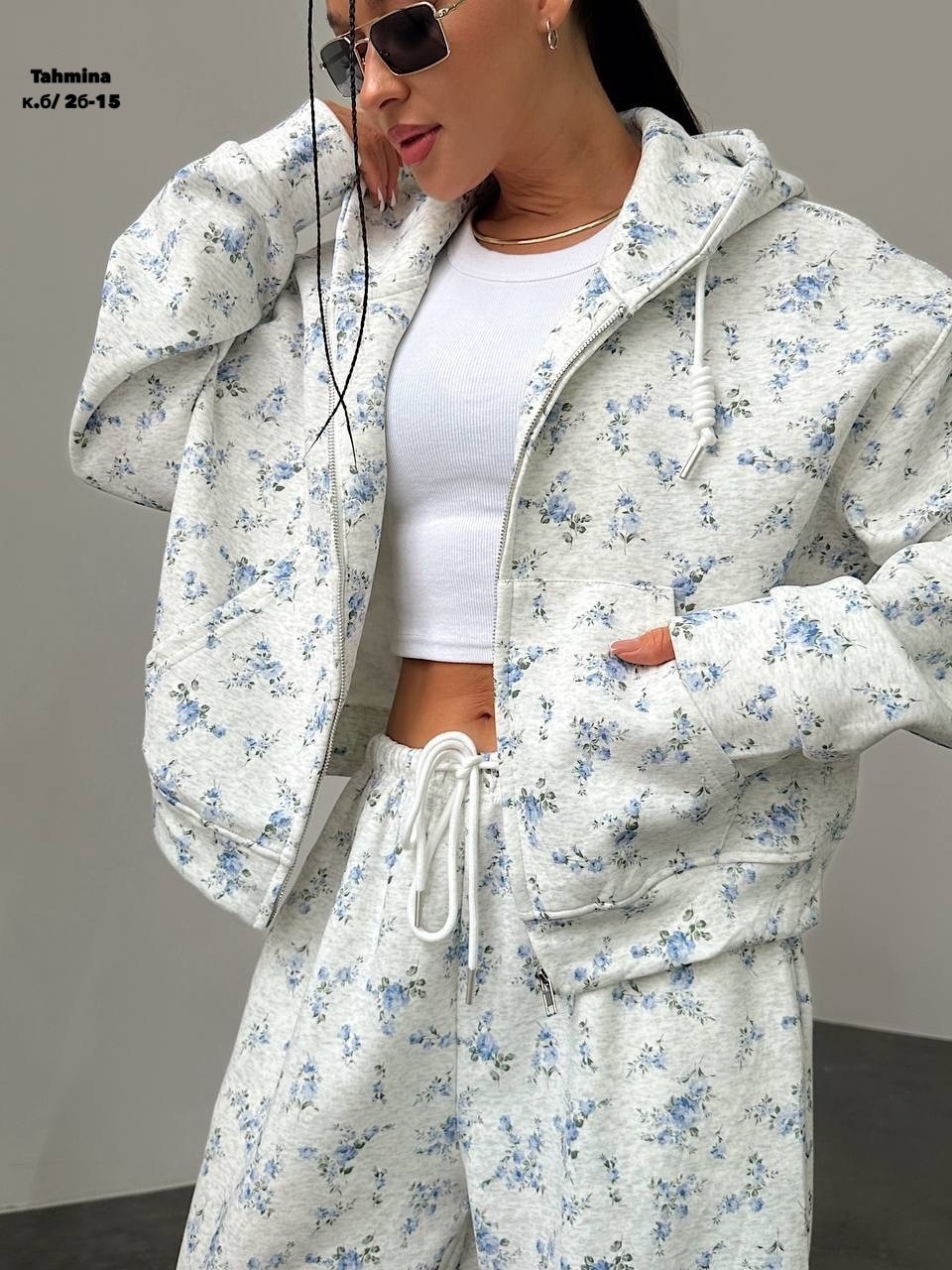 костюм спортивный женский,костюм женский,стильные костюмы,костюм с принтом,костюм розовый