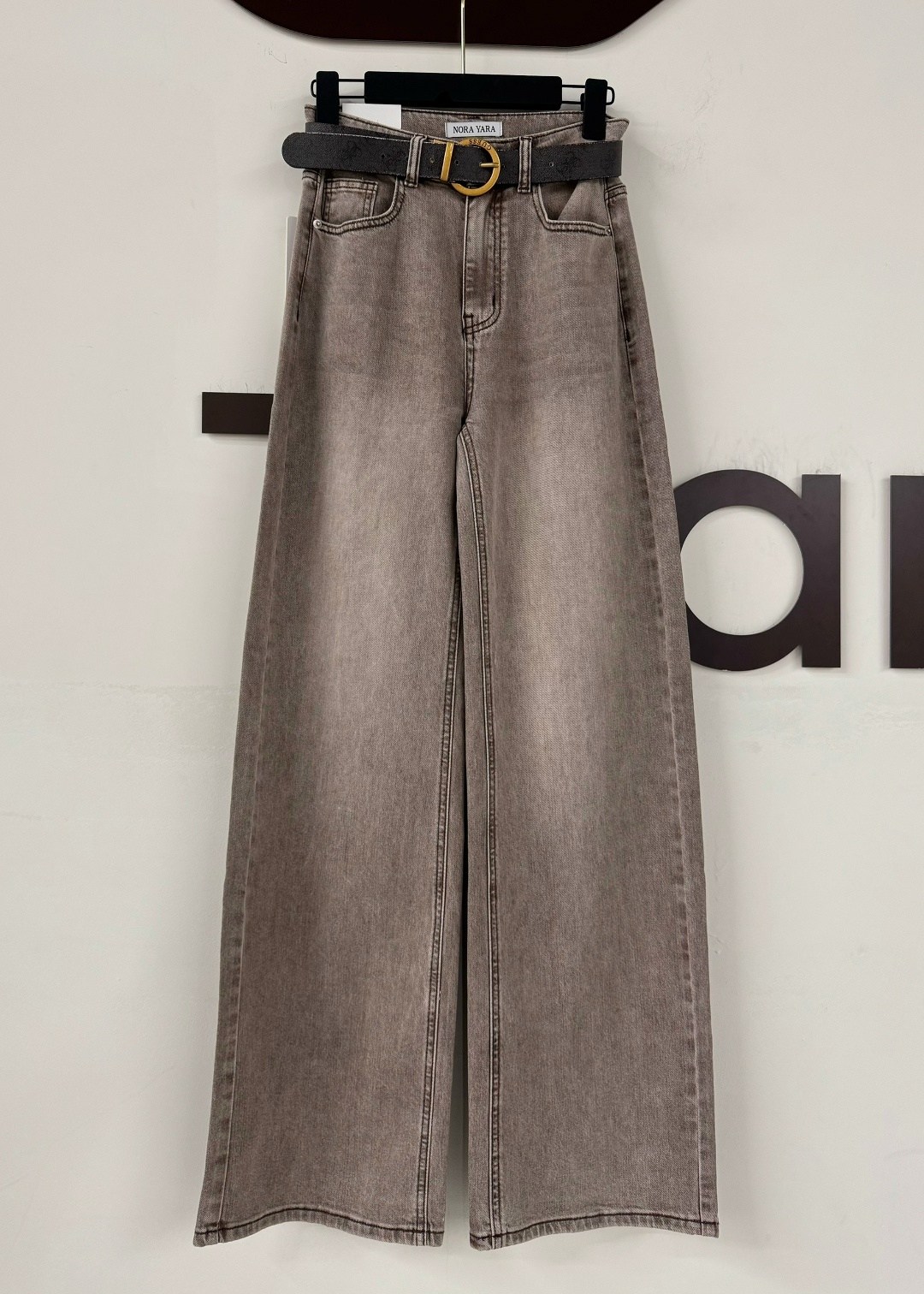 широкие джинсы,модные джинсы,женские джинсы,джинсы женские широкие,джинсы женские с широкими штанинами