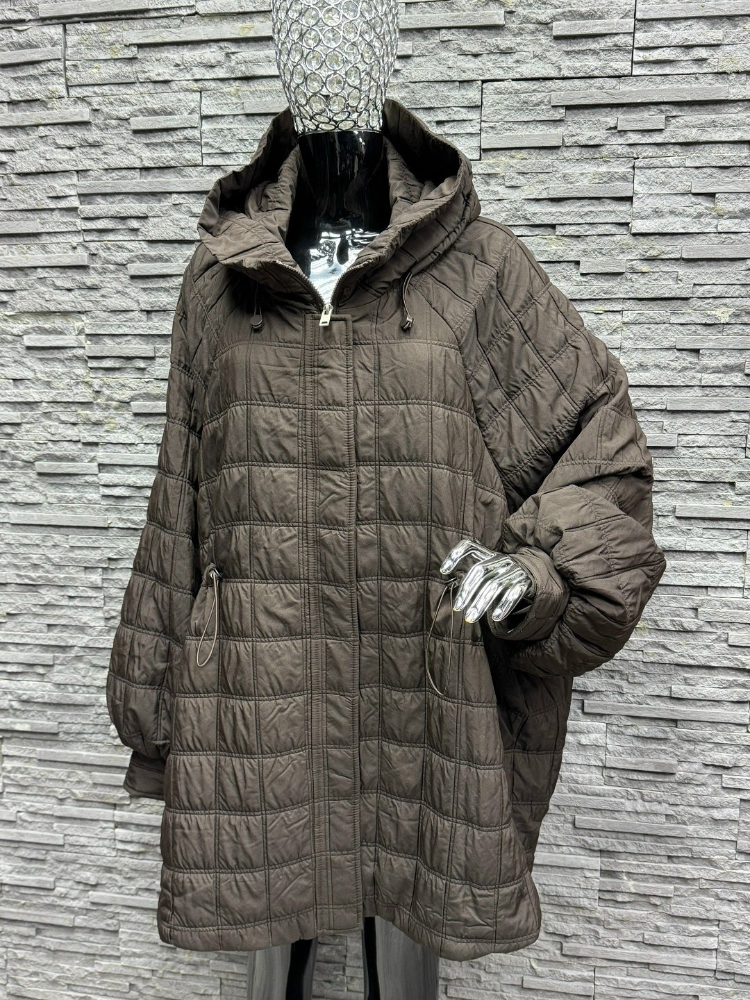 пальто на синтепоне,куртка женская,куртка стеганая,куртка женская демисезонная,куртка женская демисезонная с капюшоном удлиненная