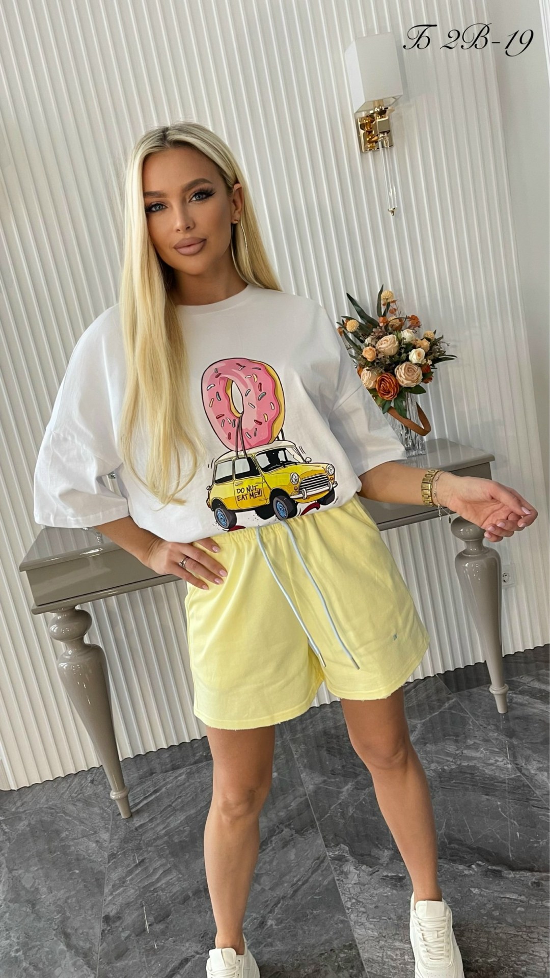 спортивные костюмы женские,,женская кофта,футболки модные