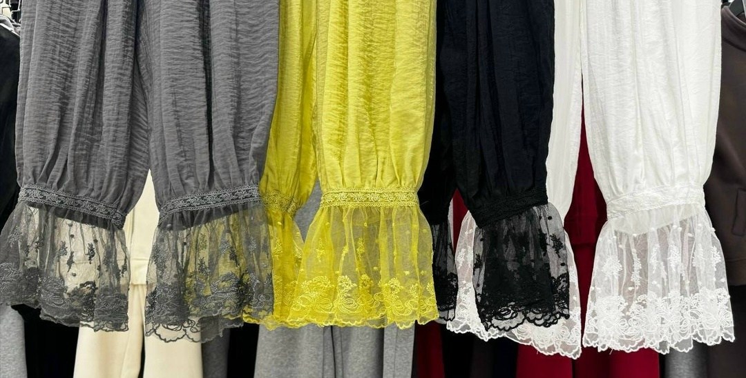 хлопковые штаны кружевные,брюки с кружевом,брюки с рюшами,кружевные брюки,кружевные белые брюки mori girl с эластичной резинкой на талии