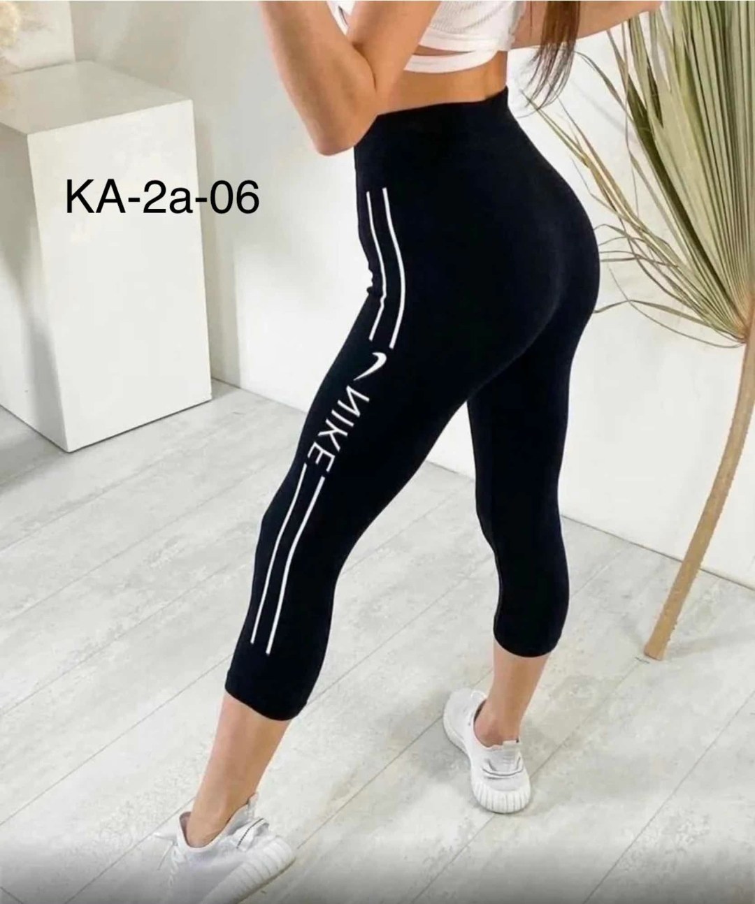 лосины женские для спорта,легинсы короткие на девушке,лосины женские,бриджи женские спортивные,спортивные леггинсы