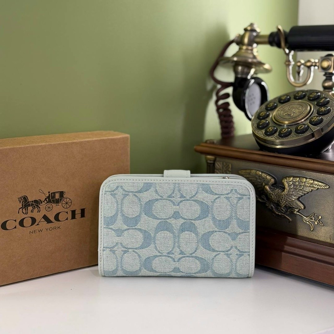 кошелёк coach,кошелек натуральная кожа coach,coach бумажник,женский кошелек coach,кошелек мини женский coach