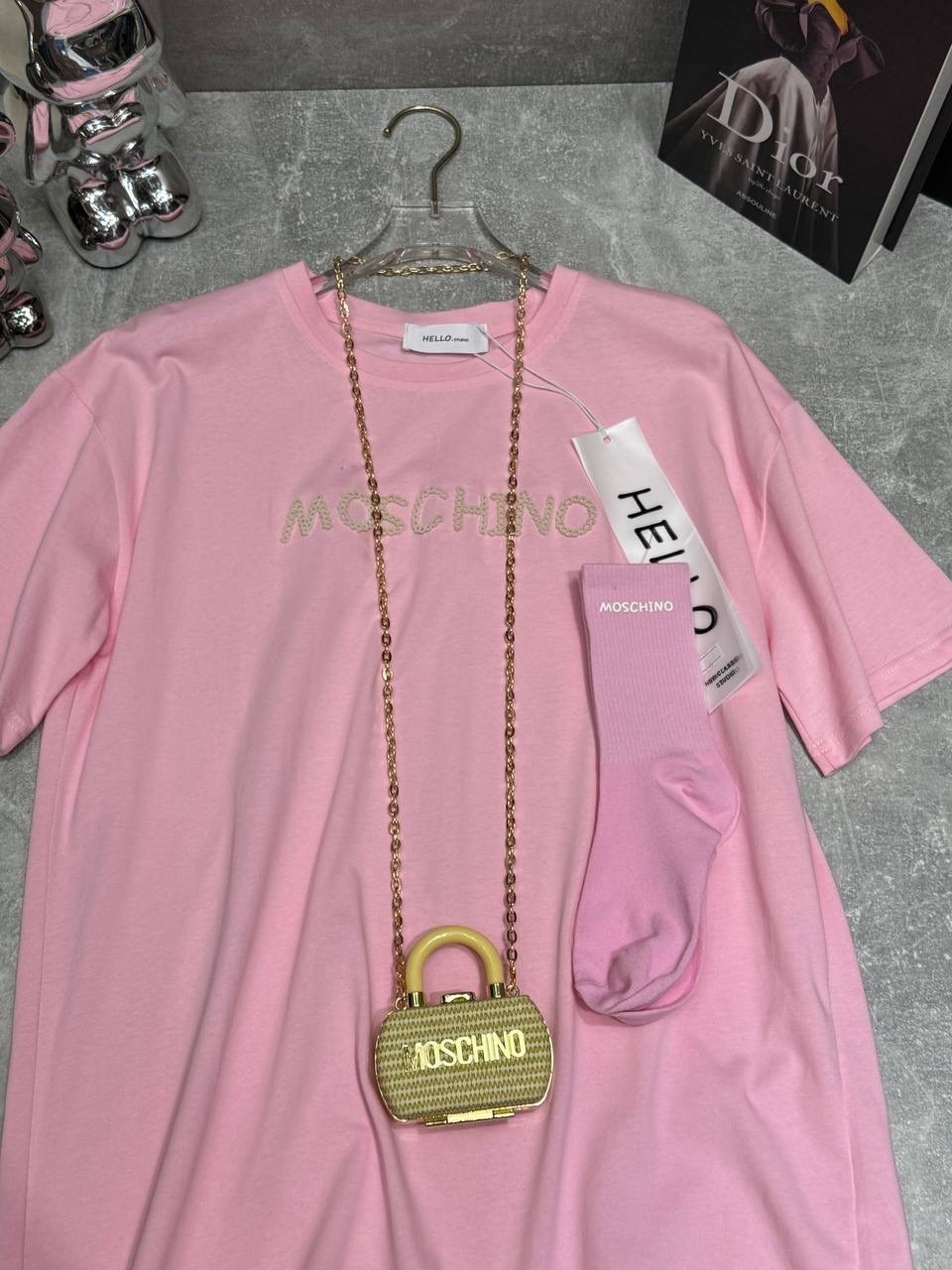 розовая футболка,розовая футболка оверсайз,женская футболка,футболки оверсайз,баленсиага martini розовая футболка 2026