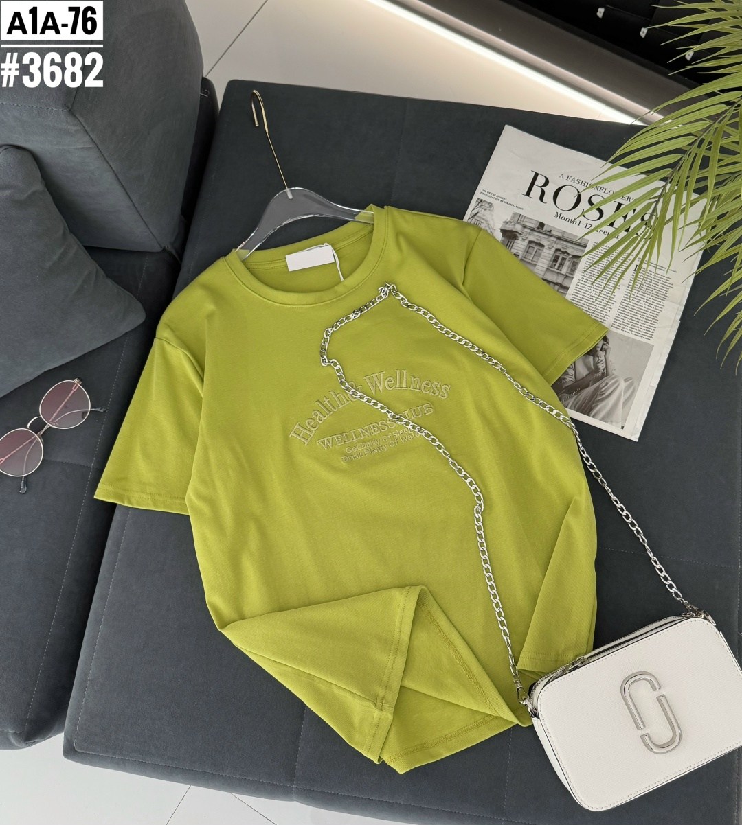 футболки женская,футболка оверсайз со стразам,стиль футболка,футболка,футболка женская базовая