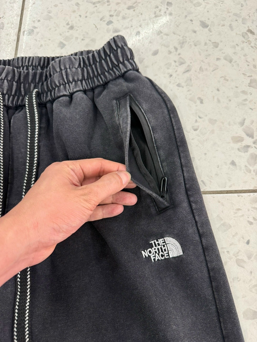 спортивные штаны на флисе,брюки спортивные штаны на флисе,брюки спортивные штаны,брюки штаны,штаны спортивные