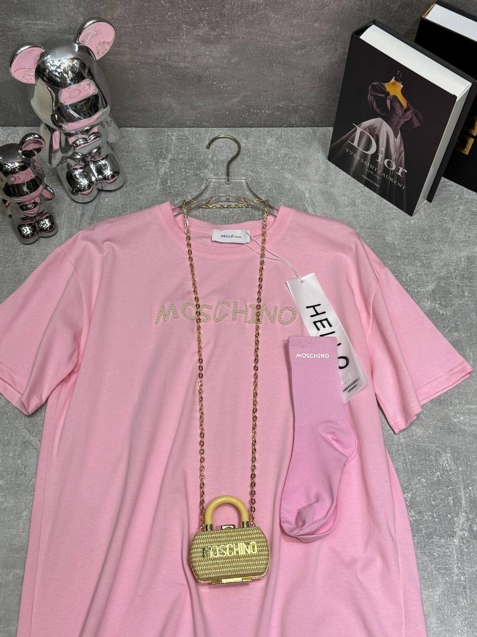 розовая футболка,розовая футболка оверсайз,женская футболка,футболки оверсайз,баленсиага martini розовая футболка 2026