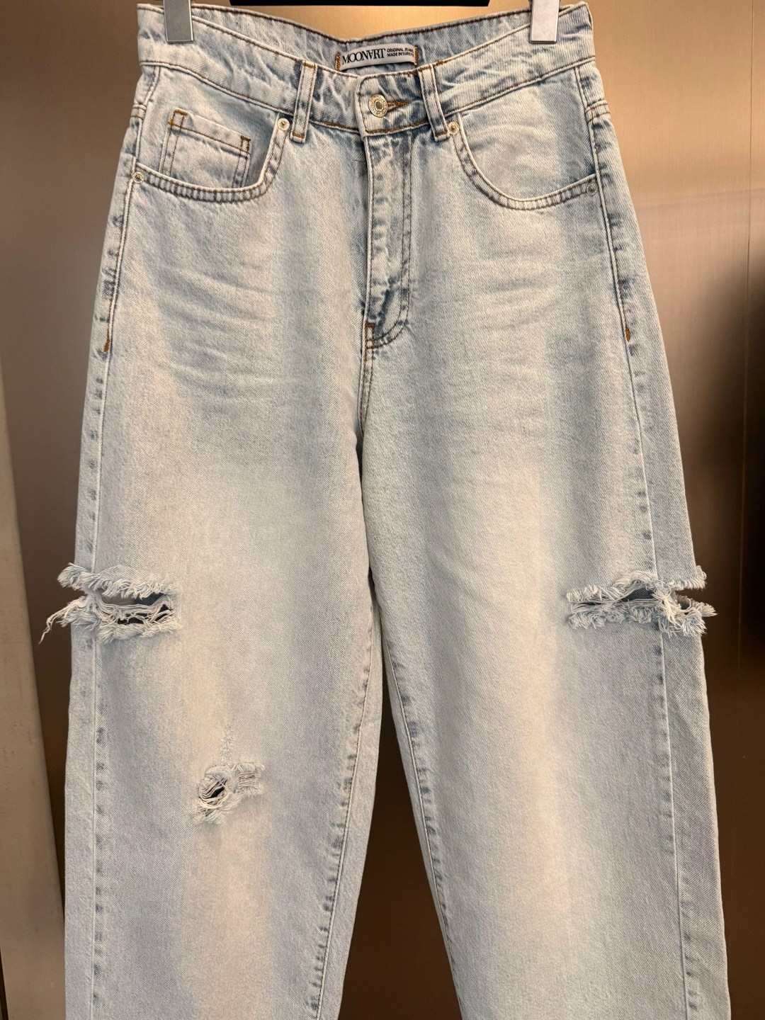 стильные джинсы,джинсы прямого кроя,женские джинсы,джинсы женские широкие,широкие джинсы