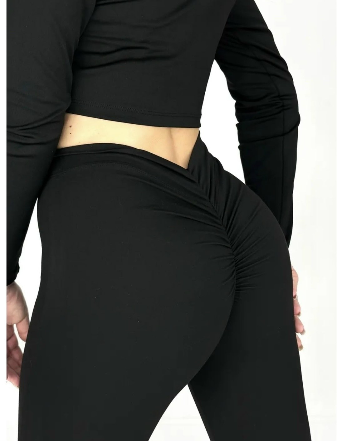 спортивные лосины пушап эффект evsfit,легинсы женские спортивные для фитнеса,леггинсы спортивные пушап для фитнеса,леггинсы с высокой посадкой v вырезом сзади mixfit_wear,леггинсы спортивные