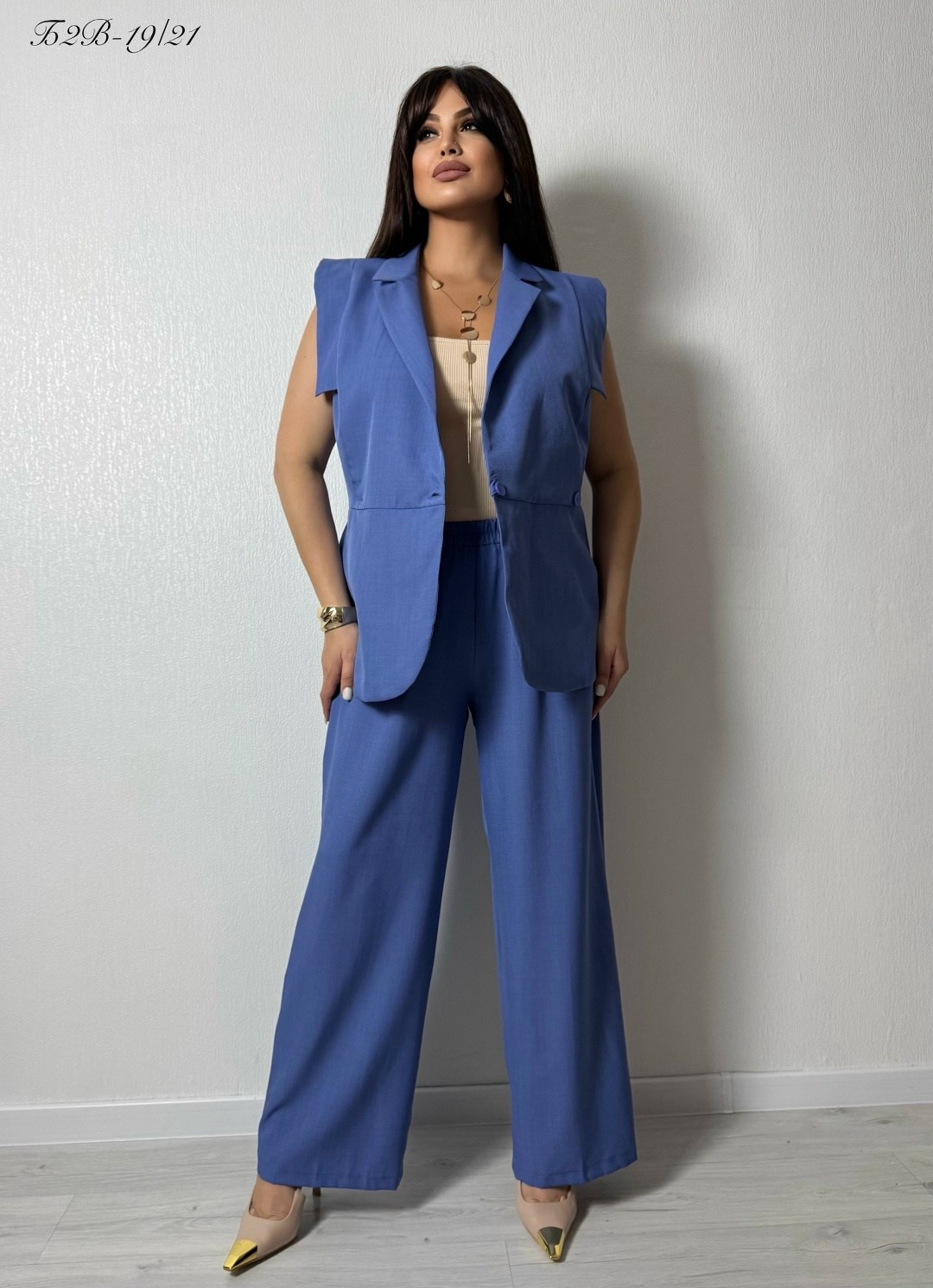 женские костюмы,брючный костюм,женские костюмы брючные,голубой брючный костюм женский,брючные костюмы для женщин