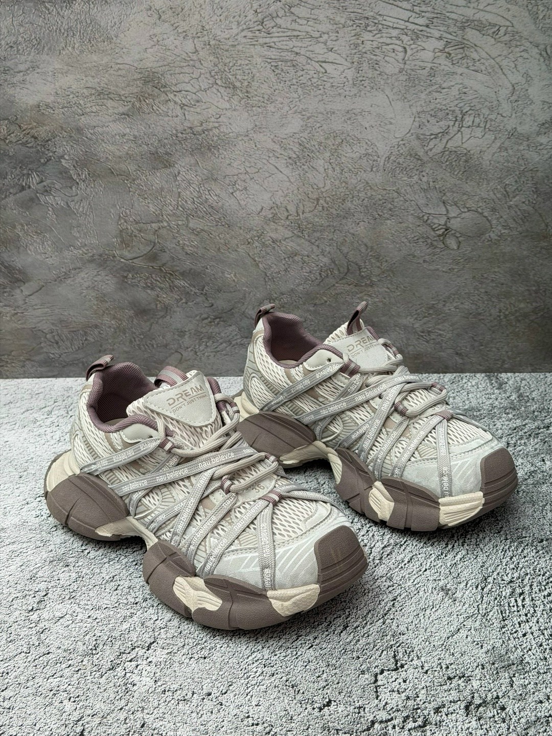 кроссовки balenciaga 3xl женские,кроссовки,кроссовки balenciaga,женские кроссовки,кроссовки повседневные