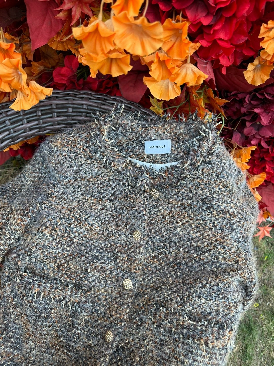 твидовый жакет chanel,жакет в стиле шанель,твидовый жакет,пиджак chanel,твидовый жакет шанель