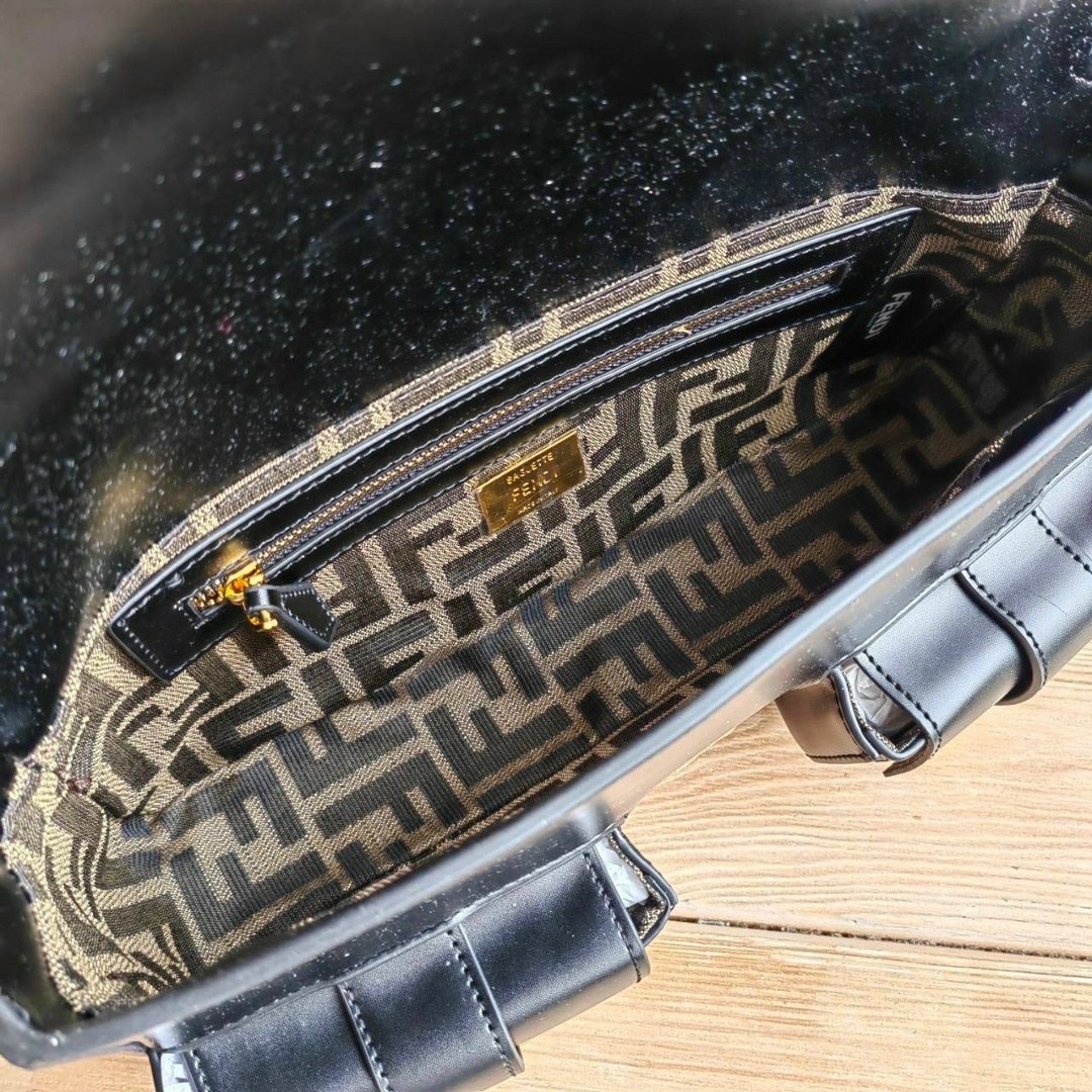 сумка fendi,сумка fendi baguette,женская сумка fendi,сумка фенди,модная сумка