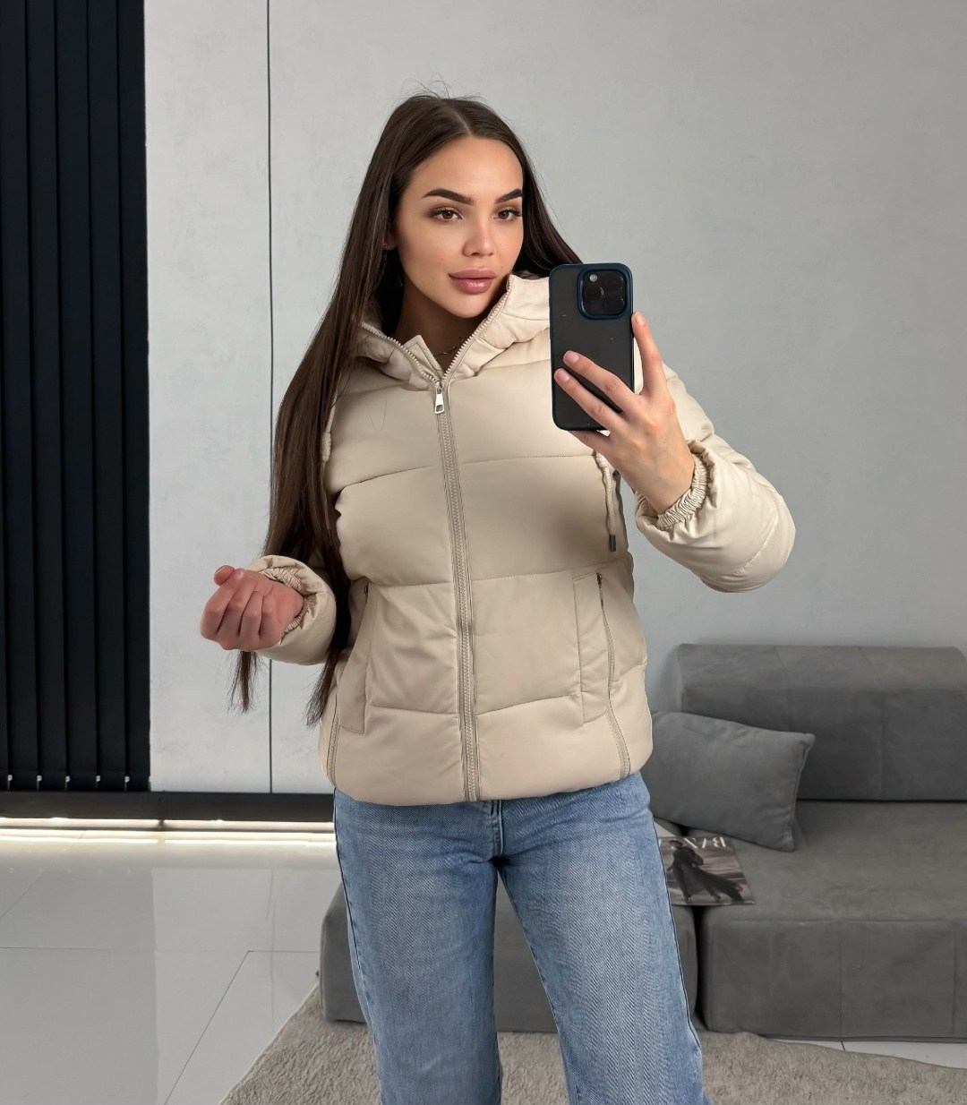 куртка весенняя короткая с капюшоном из экокожи,куртка женская,куртка демисезонная,женская демисезонная куртка,куртка женская бежевая