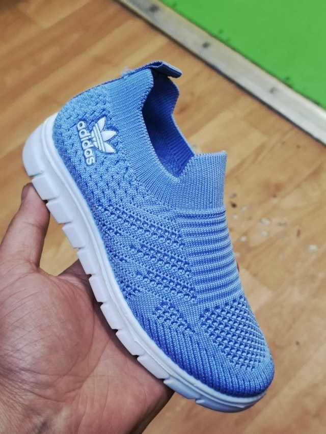 ,женские кроссовки,спортивная ,женская ,кроссовки