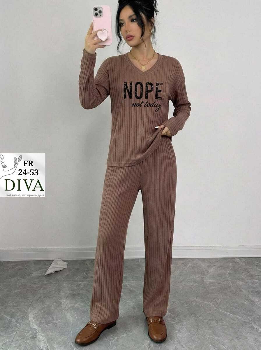 женский костюм,трикотажные костюмы,костюм с брюками,костюм двойка,женский брючный костюм