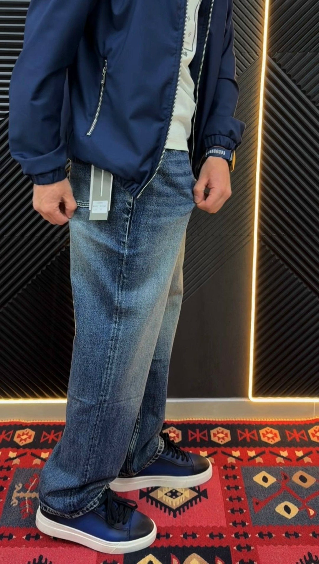 демисезонная куртка,куртка бомбер,мужская мода,легкая куртка,куртка