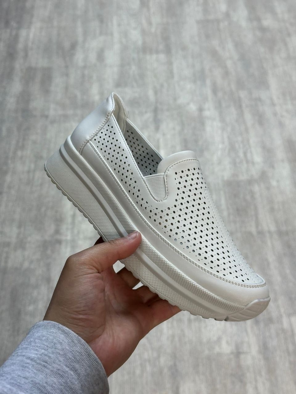 ,женские слипоны,слипоны женские летние,женская ,слипоны с перфорацией