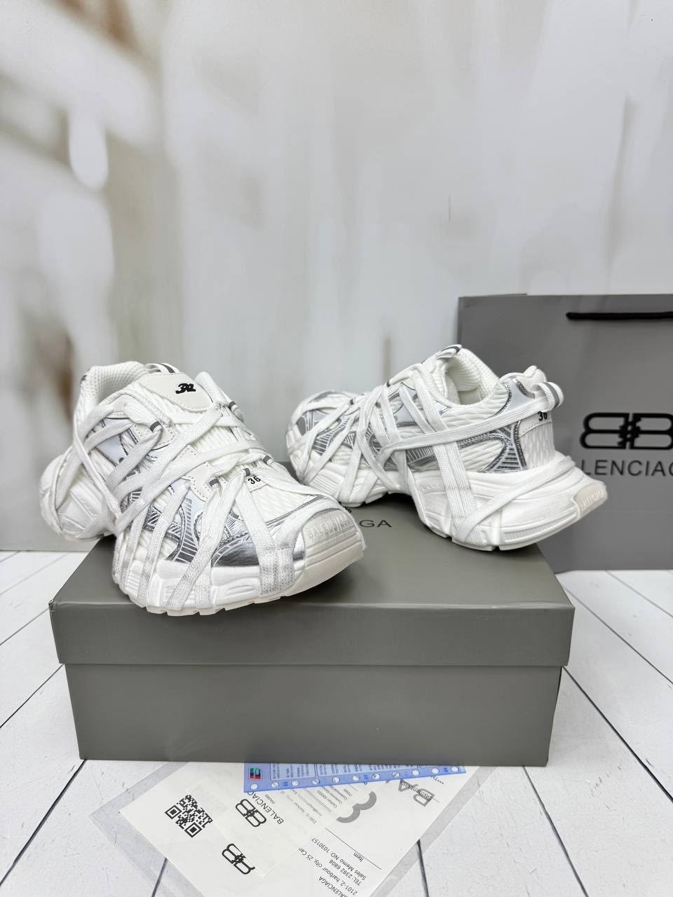 balenciaga кроссовки женские,мужские кроссовки balenciaga track premium - white,кроссовки balenciaga,кроссовки кеды баленсиага,кроссовки женские баленсиага