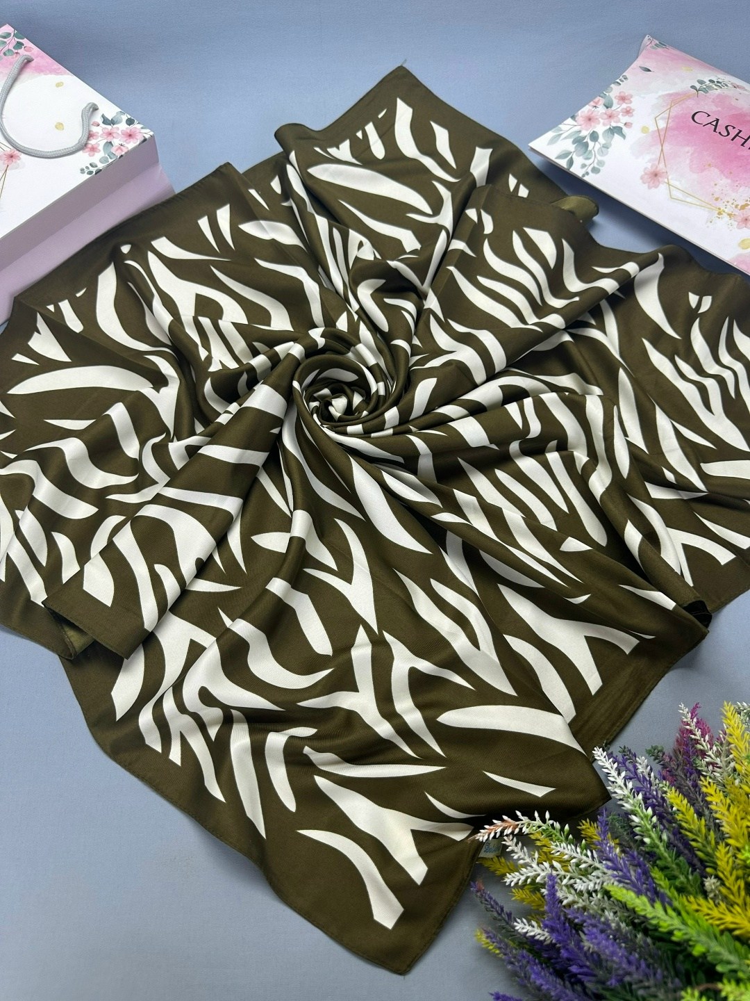 платки шелковые,платки женские,платки шарф,платка,атласный платок