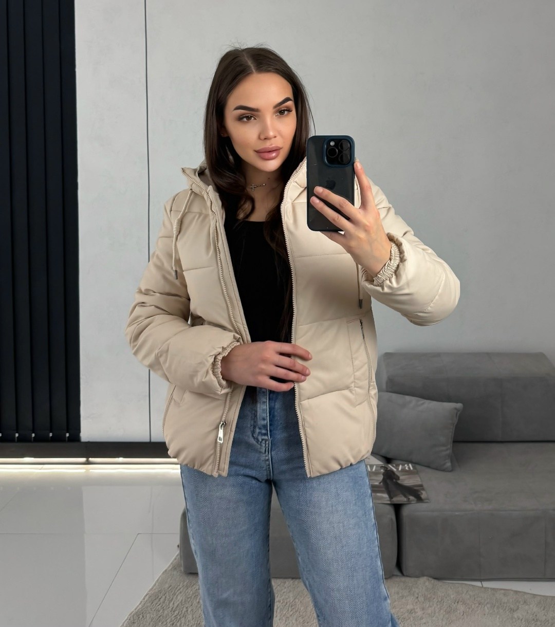 куртка весенняя короткая с капюшоном из экокожи,куртка женская,куртка демисезонная,женская демисезонная куртка,куртка женская бежевая