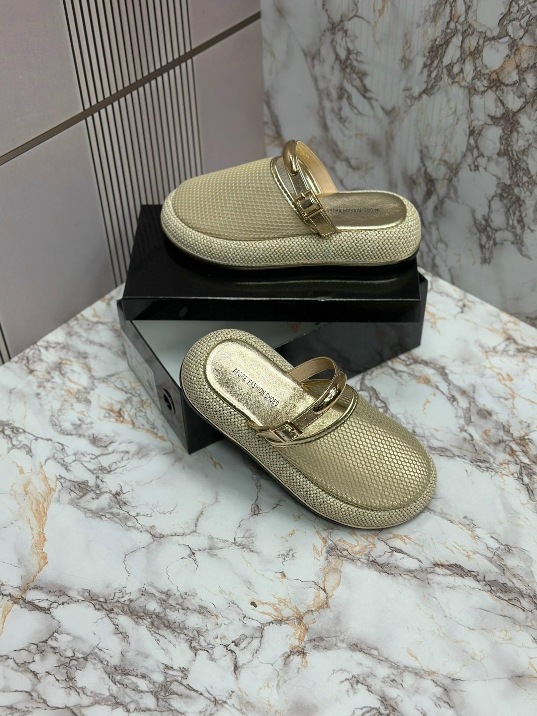 ,женские шлепанцы,тапочки модные,босоножки шанель,сандалии женские