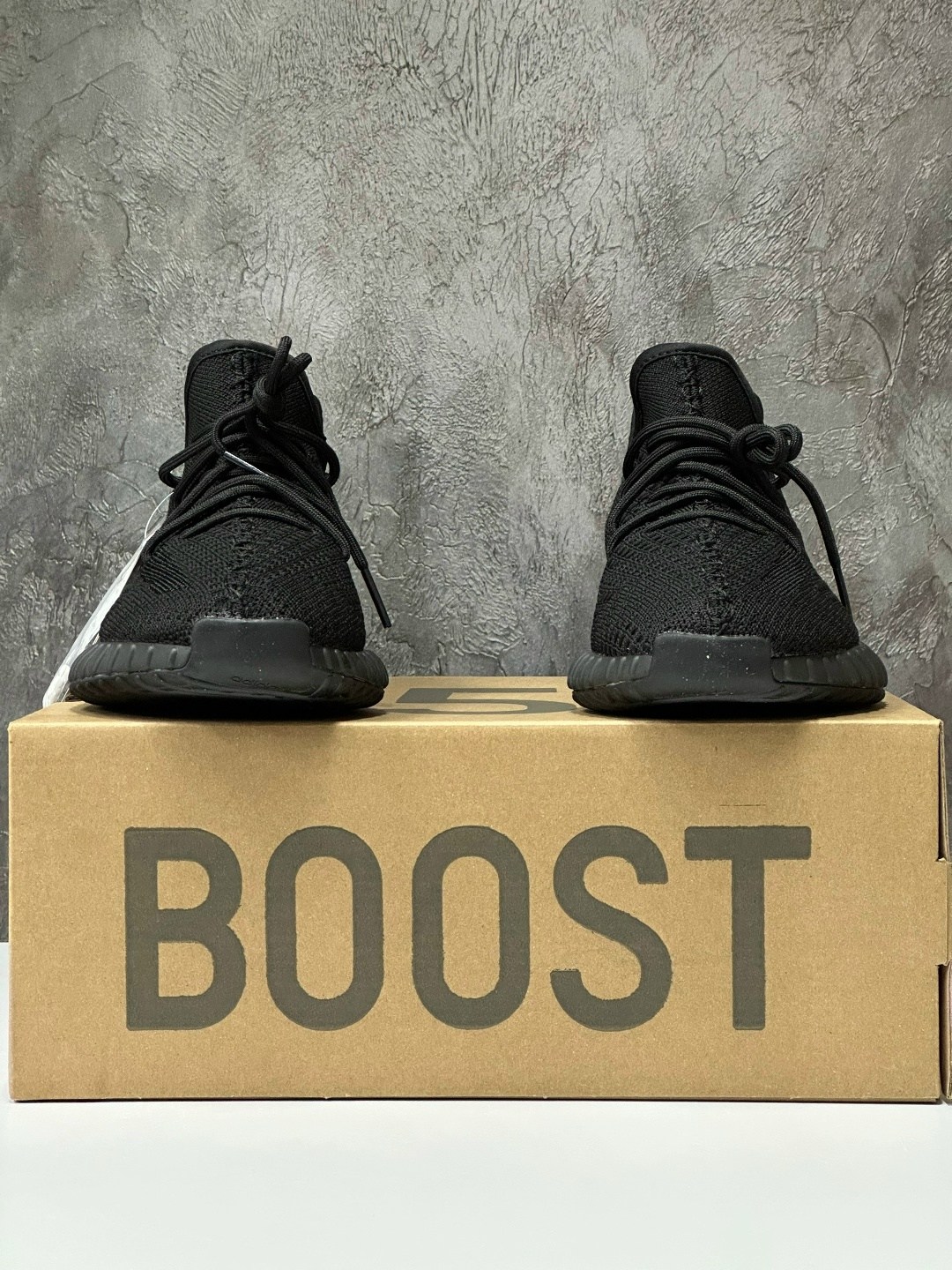 adidas yeezy boost 350,кроссовки adidas yeezy boost 350,кроссовки мужские yeezy boost 350,adidas yeezy boost 350 v2 cinder,adidas yeezy boost 350 v 2