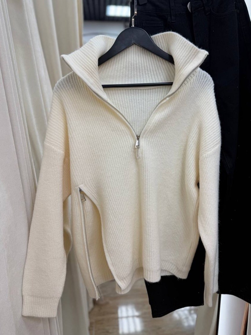 свитер с горлом на молнии оверсайз vada,свитер оверсайз с горлом на молнии длинный bonhomia,свитер укороченный оверсайз с горлом на молнии кк fashion,свитер oversize вязанный на молнии shama style,сви