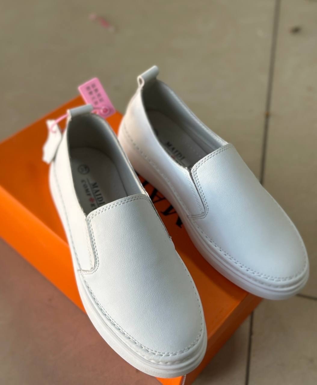 слипоны женские,,белые слипоны,эконика слипоны белые,женские слипоны из натуральной кожи