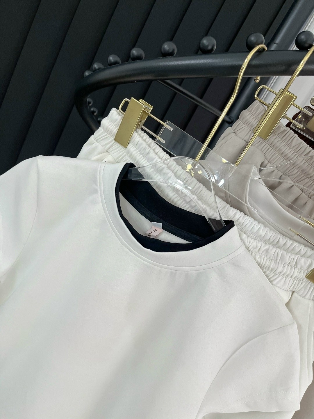 комплект одежды для мальчика,одежда комплект,комплект одежды moocie,одежда для малыша,костюм бежевый