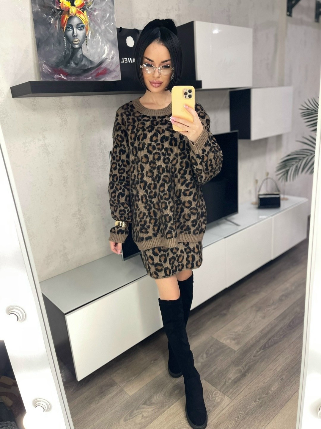 модное платье,платье с леопардовым принтом,леопардовое платье свободного кроя,платье свитшот,платье джемпер