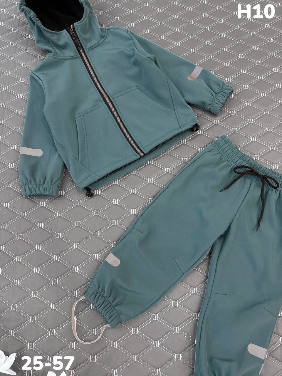 костюм детский спортивный,костюм на флисе,костюм спортивный,костюм бежевый,cпортивный костюм для малыша