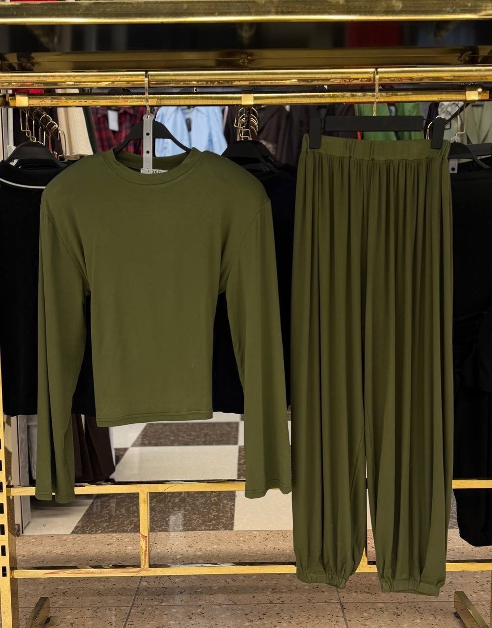 костюм со штанами,брючный костюм,костюм с брюками,трикотажные костюмы,комплект костюм