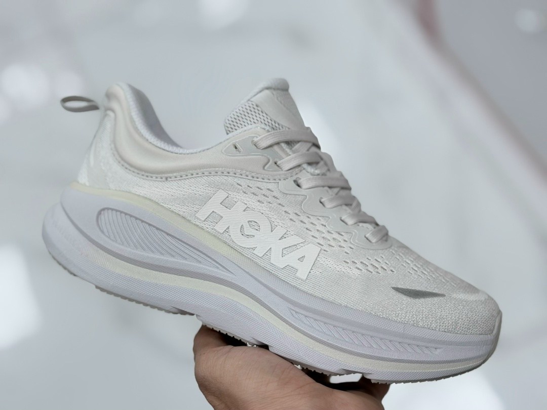 кроссовки hoka,кроссовки hoka one one,женские беговые кроссовки,кроссовки,кроссовки hoka беговые