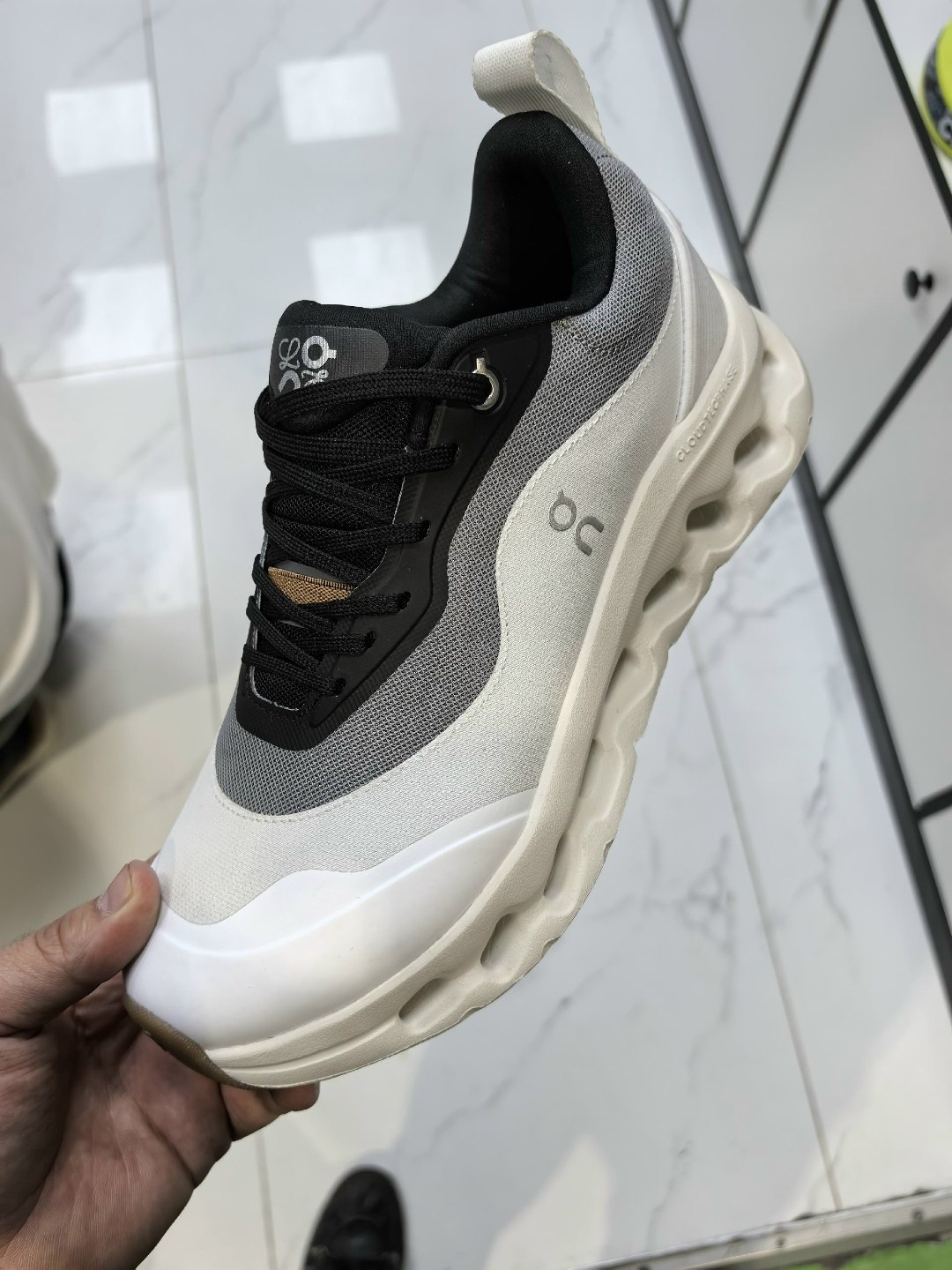 ,женские кроссовки,кроссовки loewe,кроссовки,оригинальные кроссовки