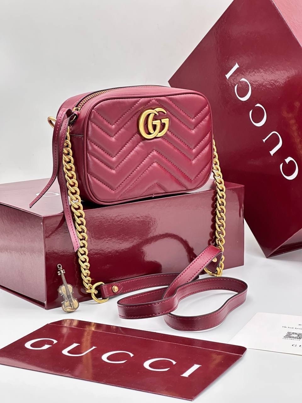 gucci сумки,женская сумка gucci,gucci сумка женская через плечо,гуччи сумка,gucci сумка на плечо