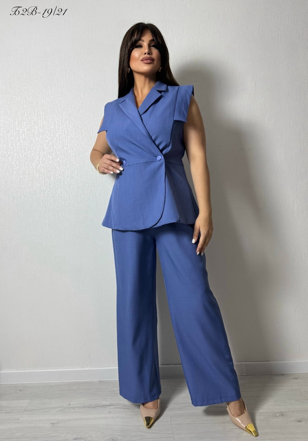 женские костюмы,брючный костюм,женские костюмы брючные,голубой брючный костюм женский,брючные костюмы для женщин