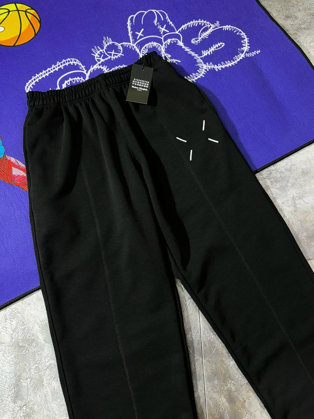 брюки спортивные,джоггеры брюки,спортивные штаны,спортивные трикотажные штаны мужские черные fila,штаны джогеры