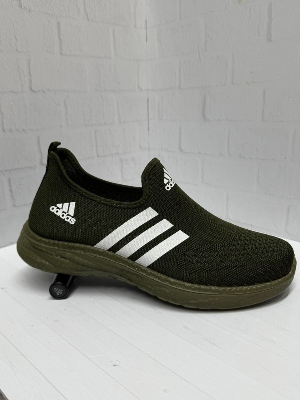 кроссовки мужские adidas,кроссовки adidas,, мужская кроссовки,мужские кроссовки