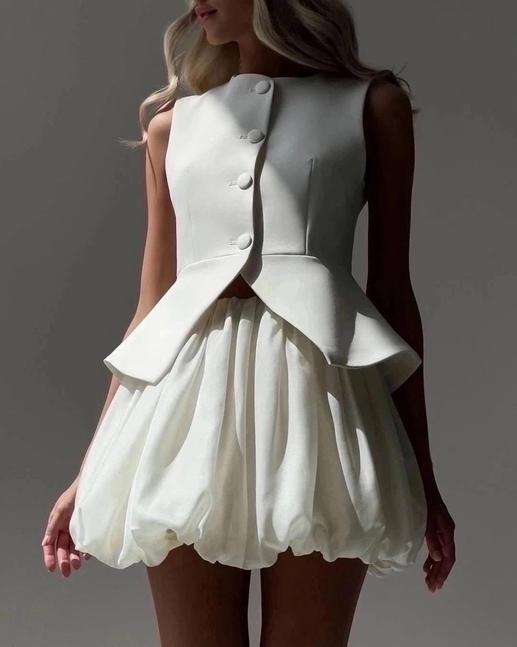 костюм женский с юбкой,стильные наряды,модная одежда для девушек,,модные наряды