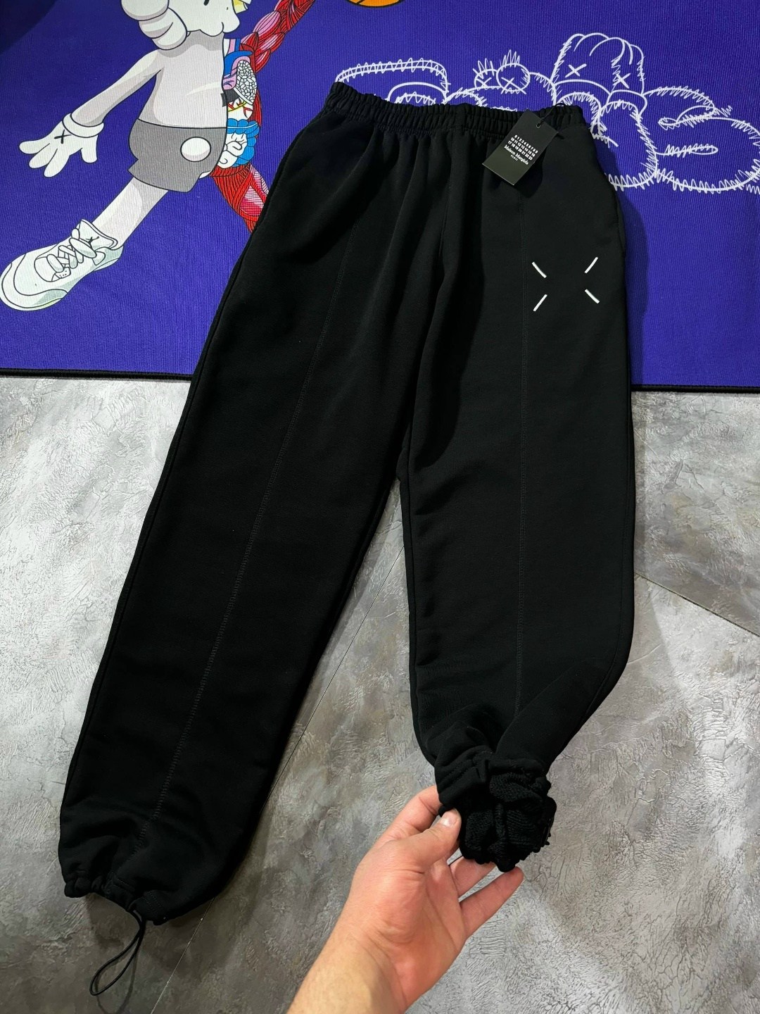 брюки спортивные,джоггеры брюки,спортивные штаны,спортивные трикотажные штаны мужские черные fila,штаны джогеры