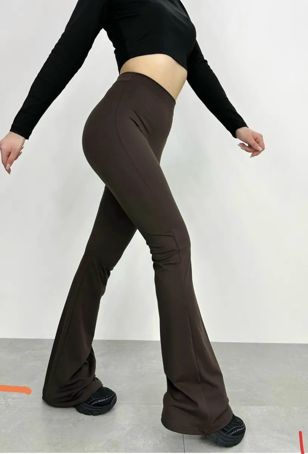 спортивные лосины пушап эффект evsfit,легинсы женские спортивные для фитнеса,леггинсы спортивные пушап для фитнеса,леггинсы с высокой посадкой v вырезом сзади mixfit_wear,леггинсы спортивные