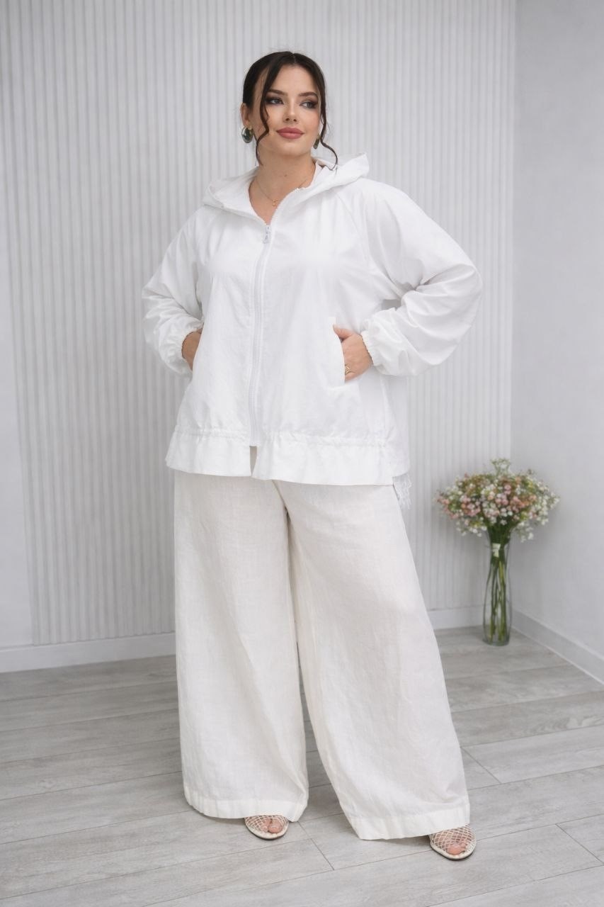 женская ветровка,костюм белый,куртка женская белая,ветровка белая,легкая куртка