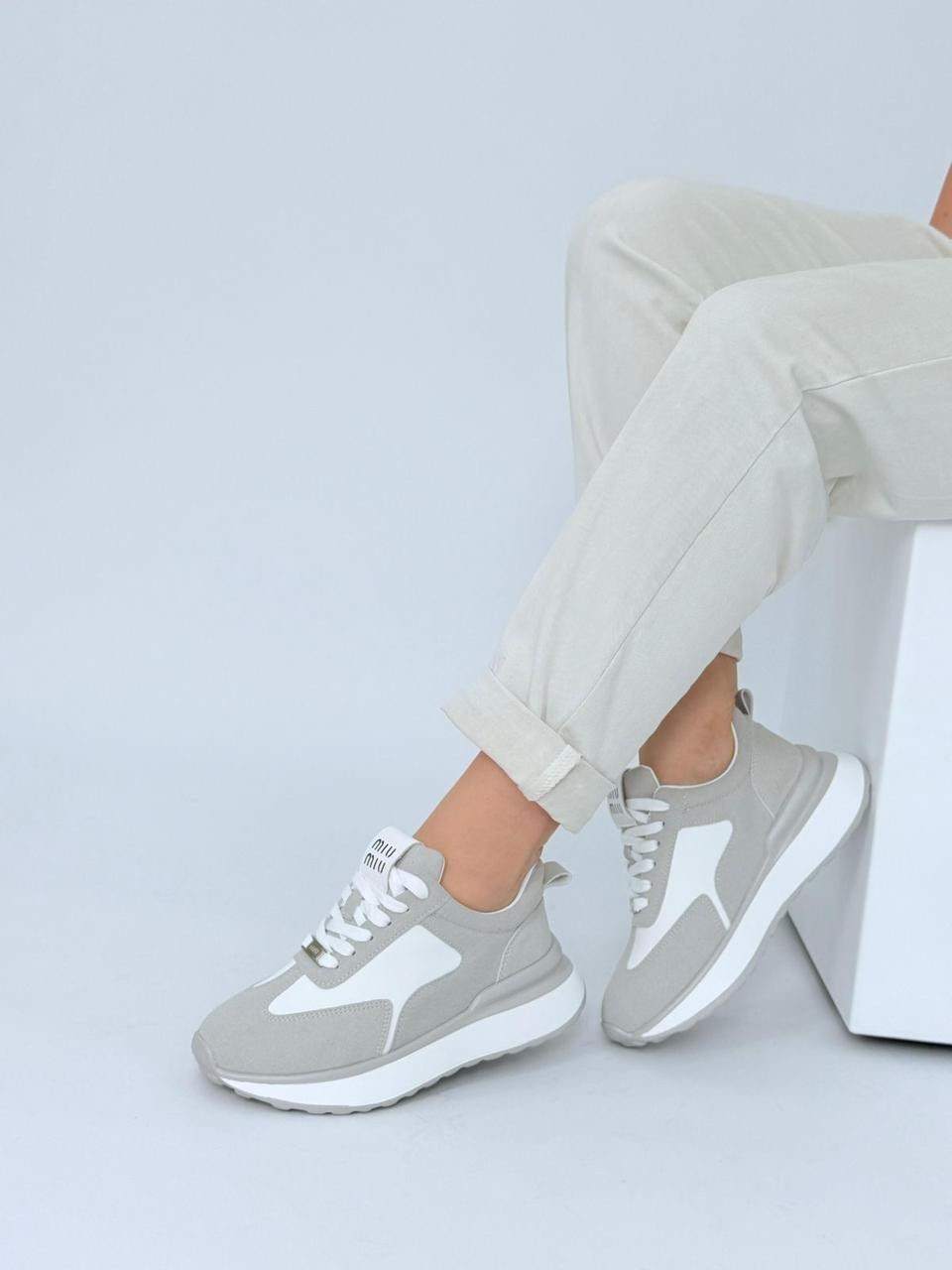 ,кроссовки женскиe,бежевые кроссовки,кроссовки для женщин,повседневные кроссовки