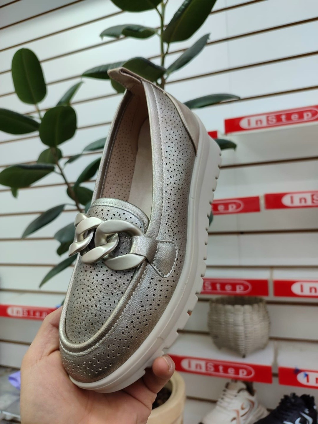 ,женские кроссовки, женская,обуви,кроссовка